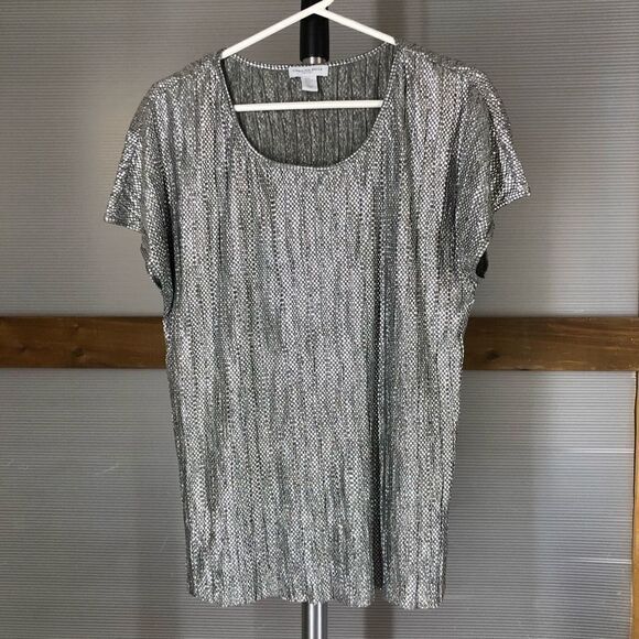 CAROLINA BELLE Metallic Silver Textured Short Sleeve Blouse Sz M - Picture 2 of 6